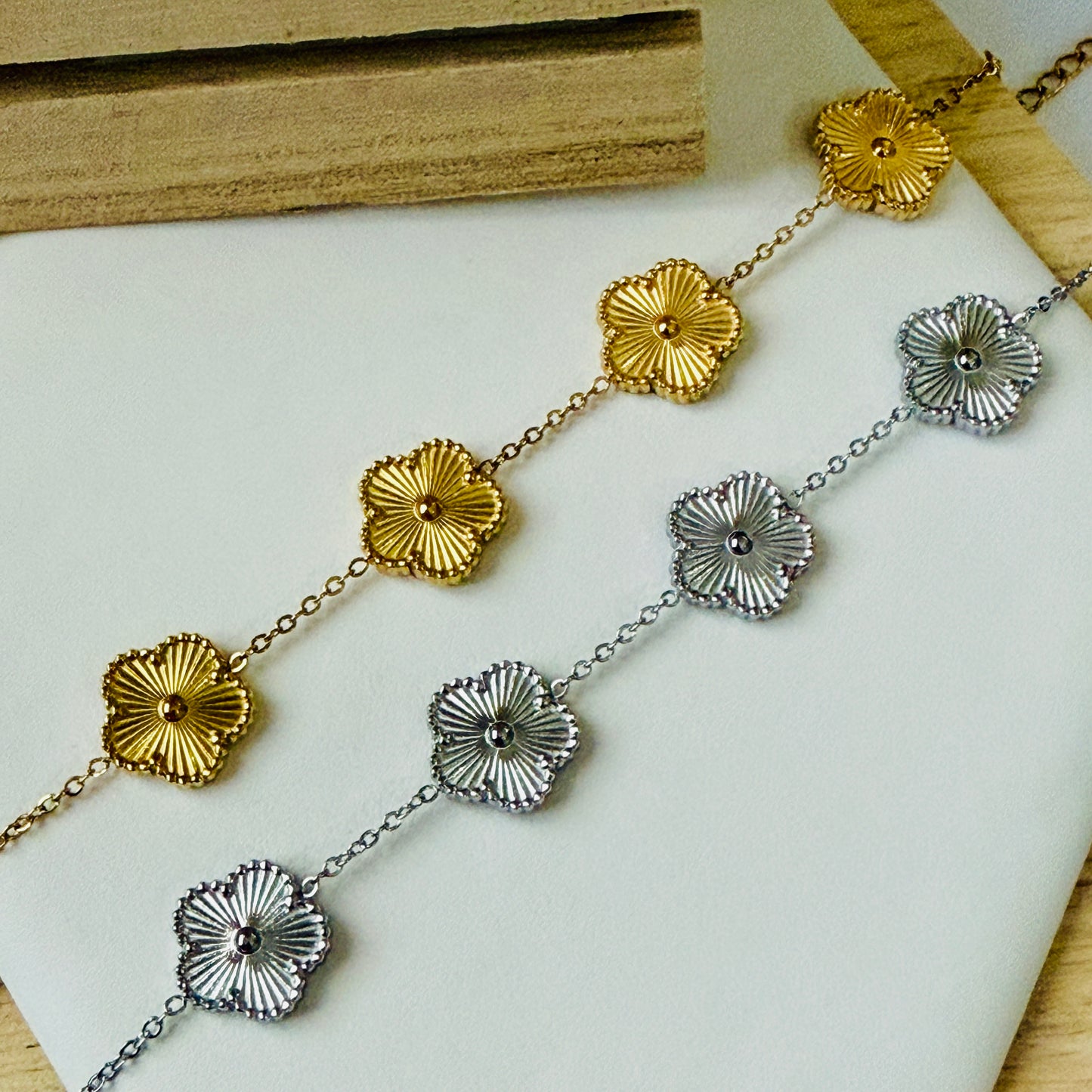Clover Solid Bracelet