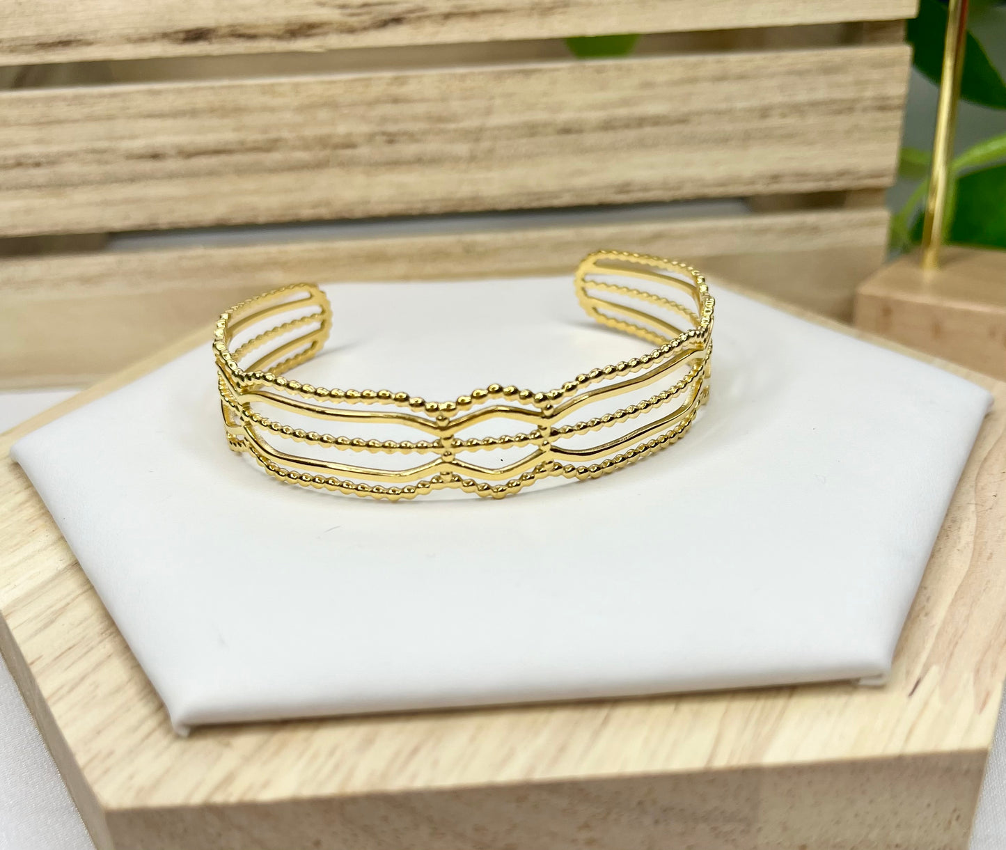 Cleo Gold Bangle